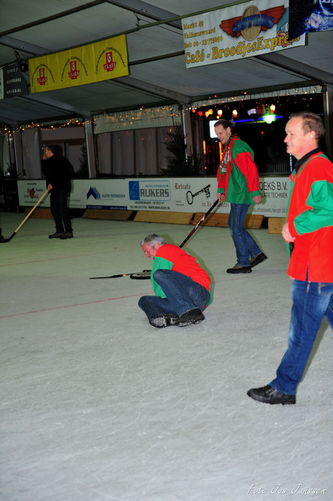 2014-01. JJ Striepersgat On Ice